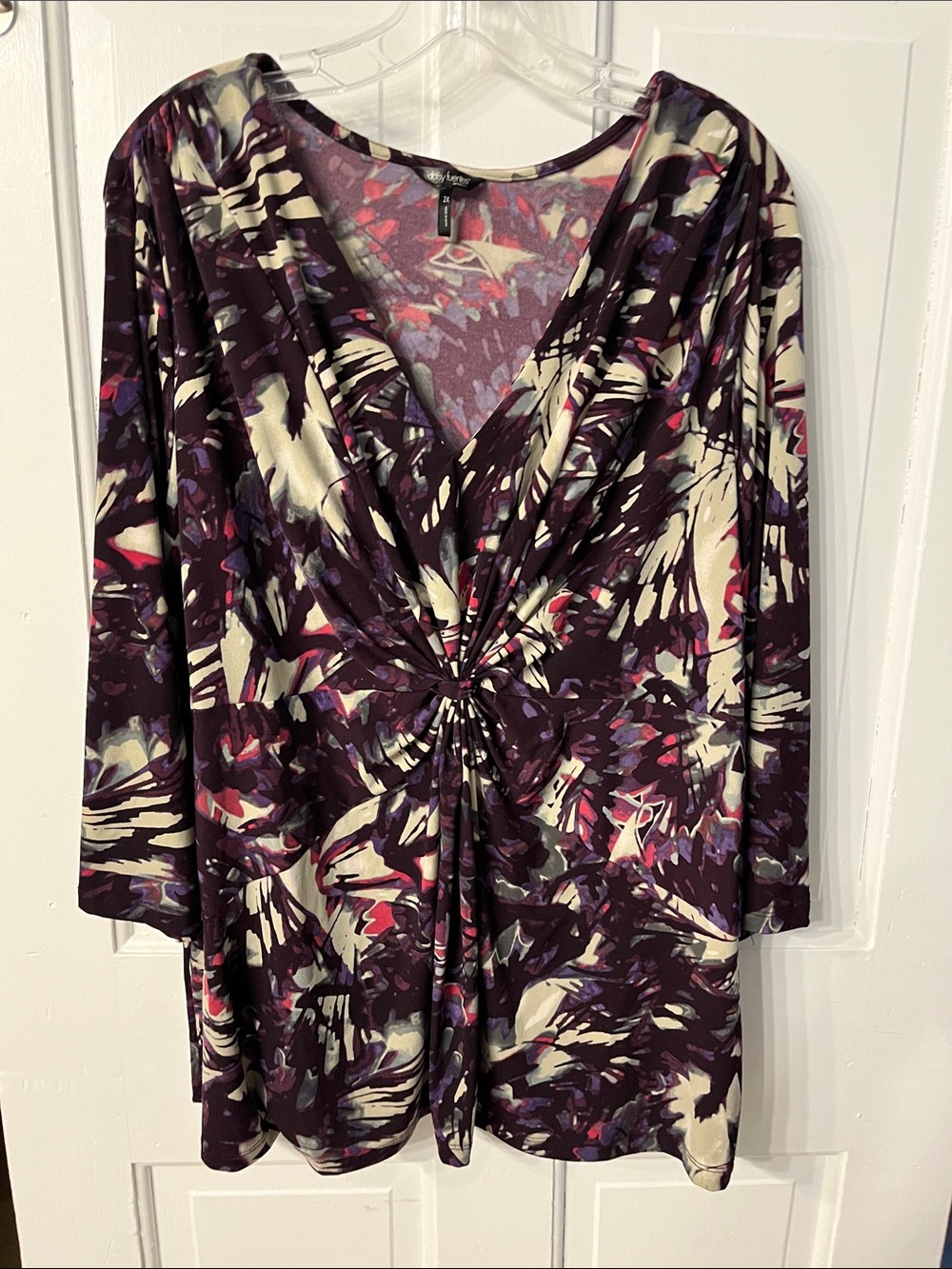 All Prices Firm & Final Daisy Fuentes size 2X Knit Top Purple Multicolor Abstra